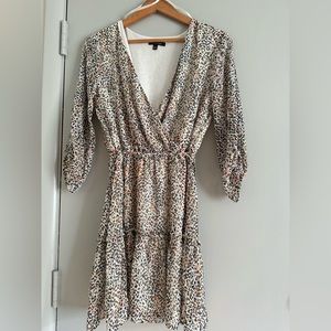 City studio v neck leopard print dress